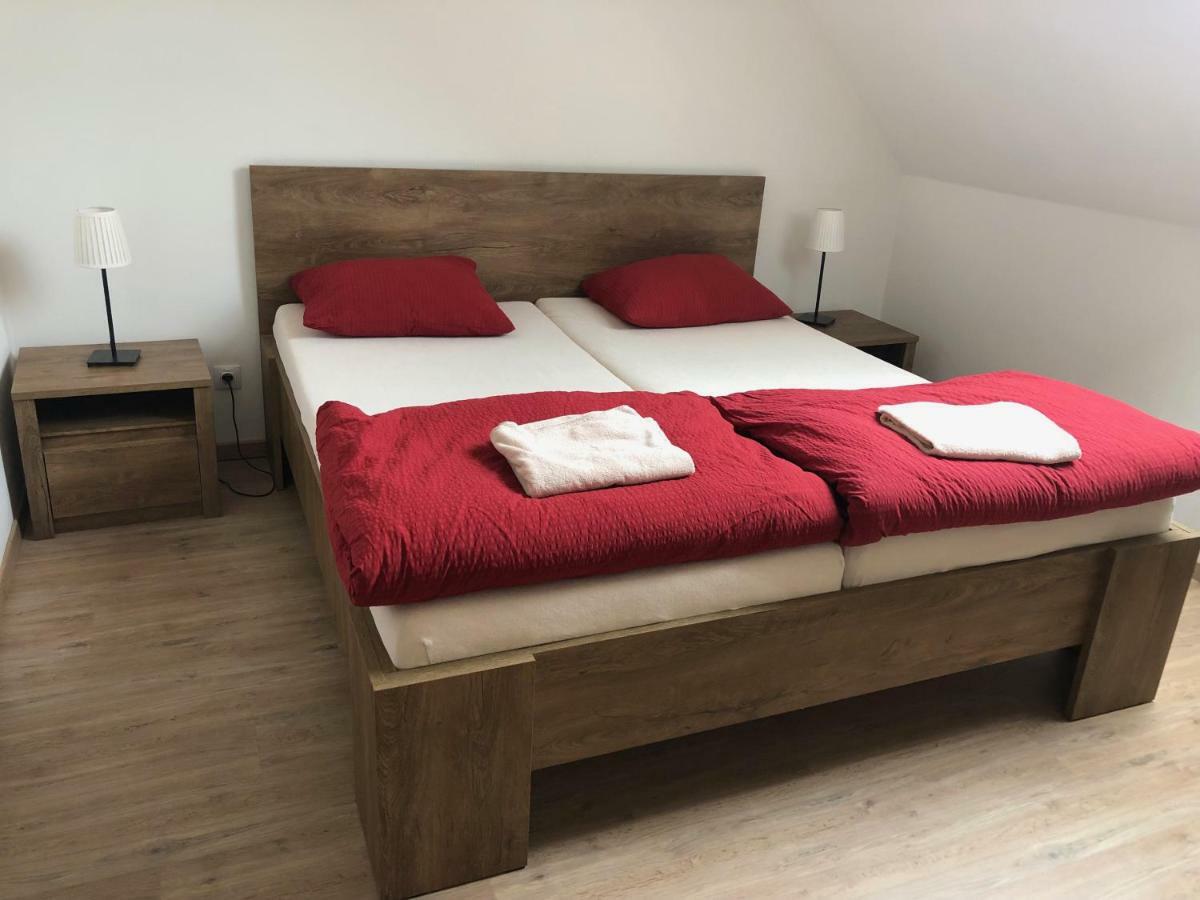 U Vinarstvi Hotell Mutěnice Exteriör bild